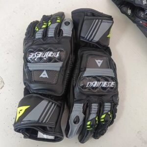 Dainese Druid 4 Limited Addition Black & Yellow Gloves: MotorBike Squad (Original) photo review